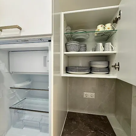 Stadtnah Und Ruhig Modernes Mit Klimaanlage Διαμέρισμα